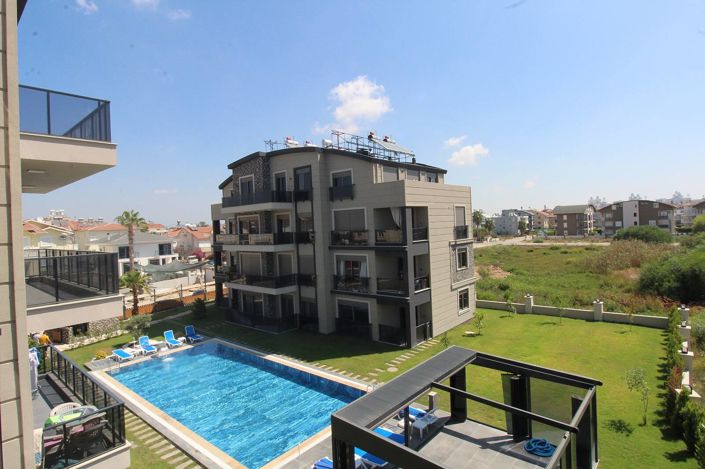 Image No.11-4 Bed Apartment for sale