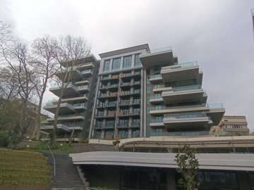 Exterior 7