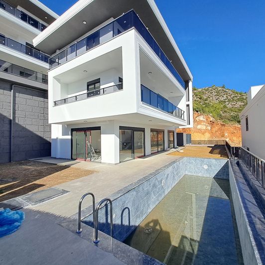 Image No.25-5 Bed House/Villa for sale