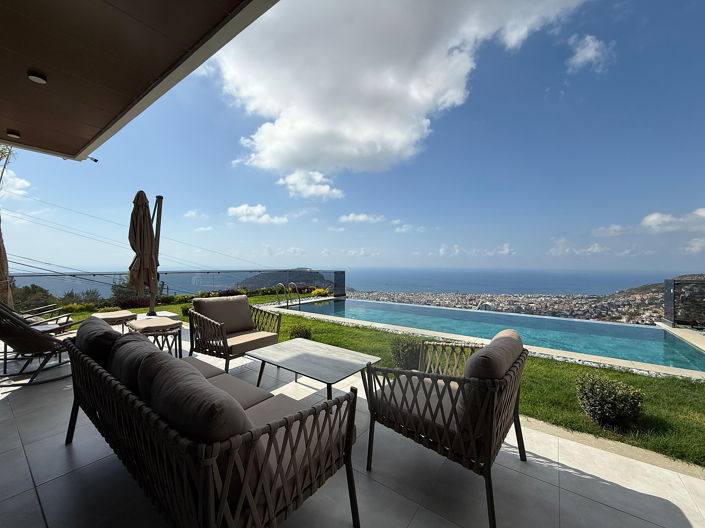 Image No.10-6 Bed House/Villa for sale