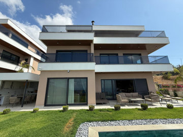 Exterior 7