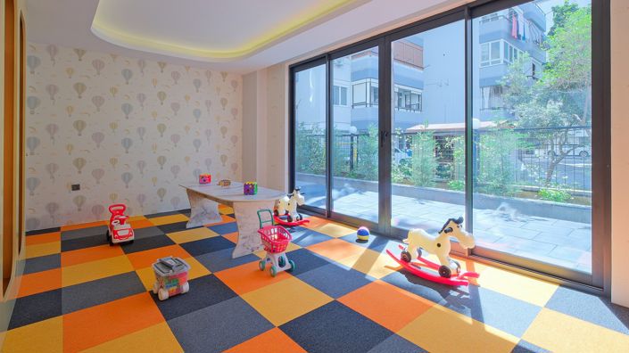 Image No.17-4 Bed Apartment for sale