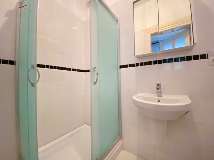 Image No.15-Maison / Villa de 8 chambres à vendre à Fatih