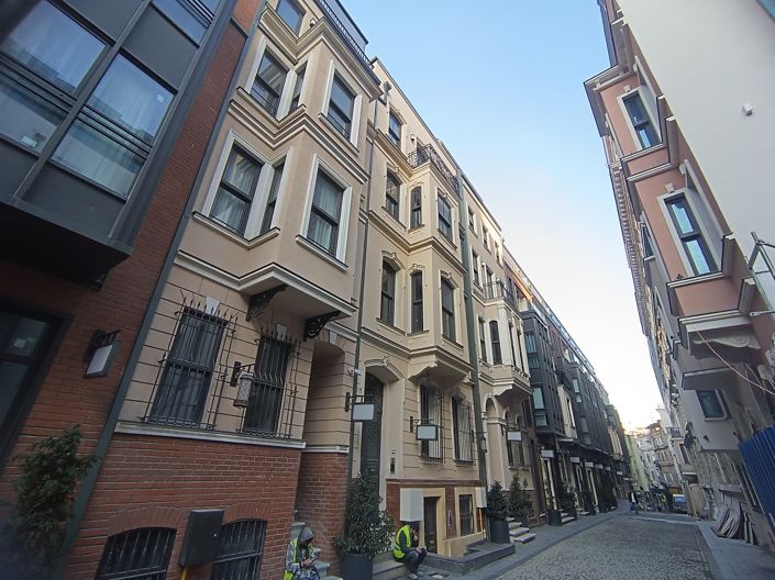 Image No.10-Appartement de 2 chambres à vendre à Beyoglu