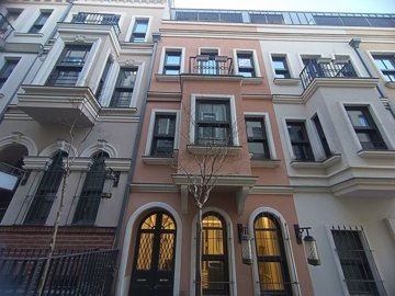 Exterior 12