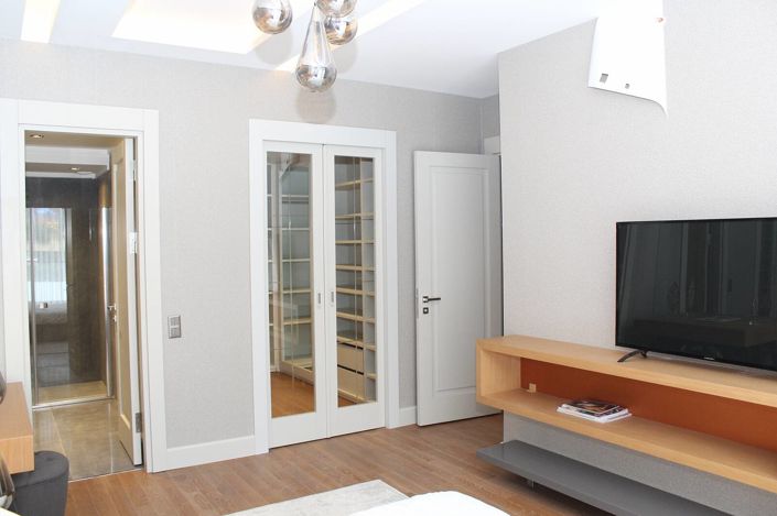 Image No.16-4 Bed Apartment for sale