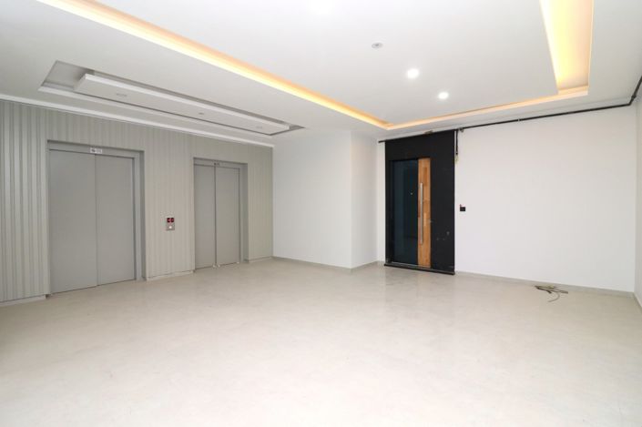 Image No.36-5 Bed Apartment for sale