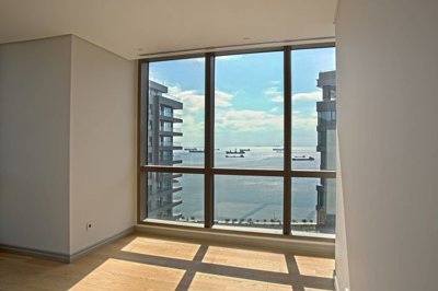 Exterior 9