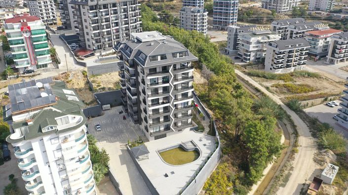 Image No.19-4 Bed Apartment for sale