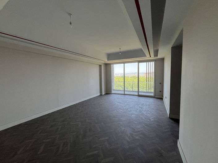 Image No.16-3 Bed Apartment for sale