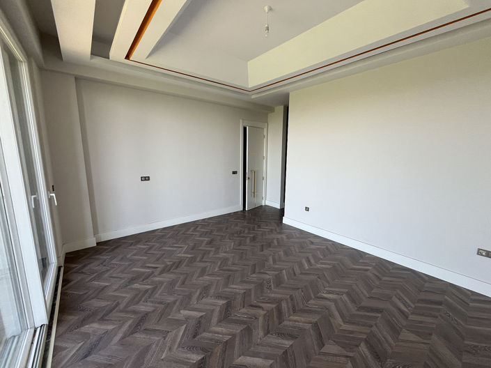 Image No.20-3 Bed Apartment for sale