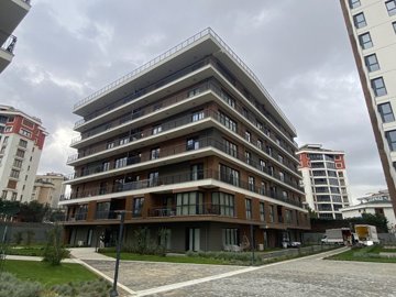 Exterior 8