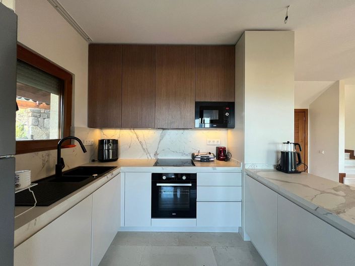 Image No.12-4 Bed House/Villa for sale