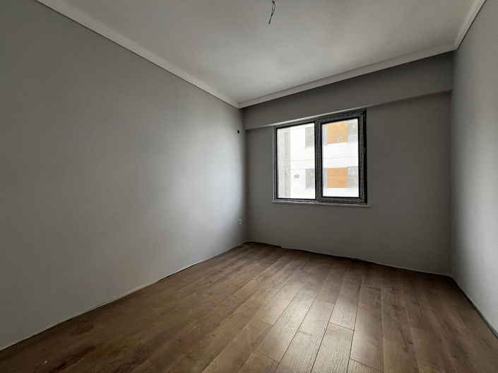 Image No.24-4 Bed Apartment for sale