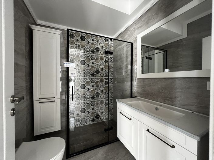 Image No.19-5 Bed Apartment for sale