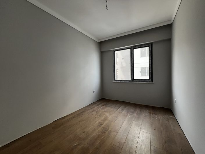 Image No.25-5 Bed Apartment for sale