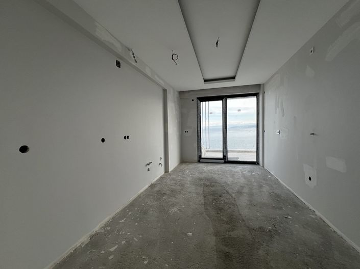 Image No.32-5 Bed Apartment for sale