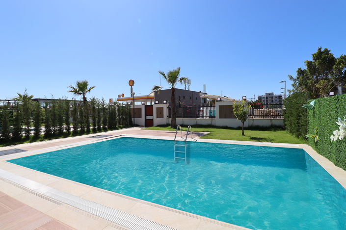 Image No.3-4 Bed House/Villa for sale