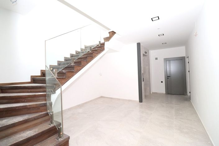 Image No.34-4 Bed House/Villa for sale