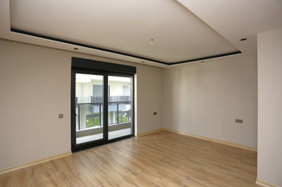 Interior 4