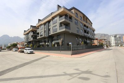 Exterior 2