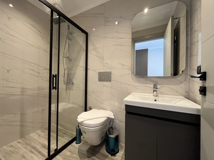 Image No.37-1 Bed Apartment for sale