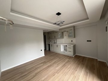 Interior 4