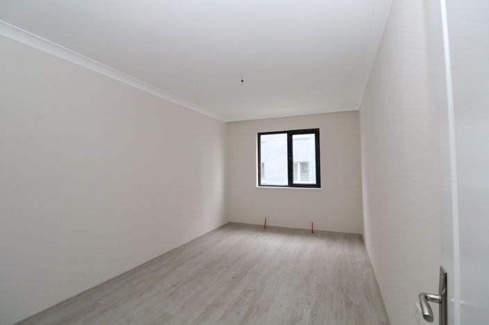 Image No.10-3 Bed Apartment for sale