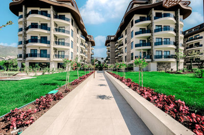 Exterior 6