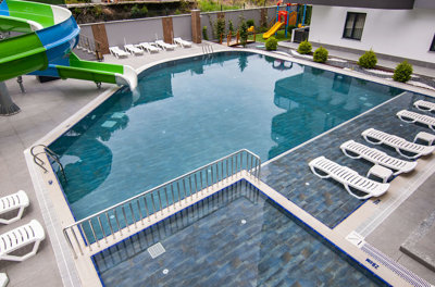 Exterior 3