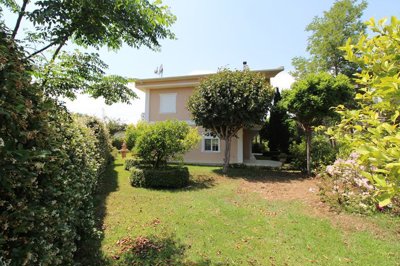Exterior 5