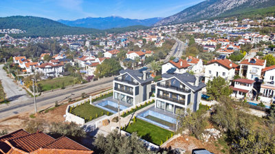 Exterior 8