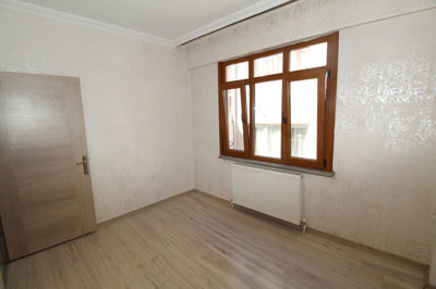 Interior 7