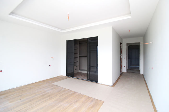 Image No.14-6 Bed House/Villa for sale