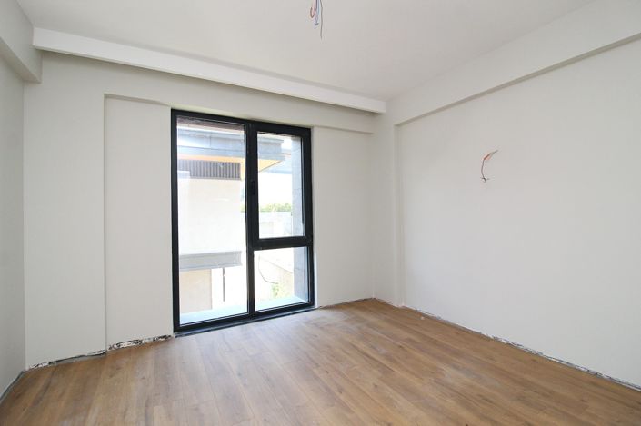 Image No.7-6 Bed House/Villa for sale