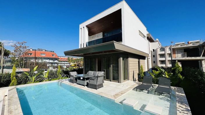 Image No.2-Maison / Villa de 3 chambres à vendre à Merkez