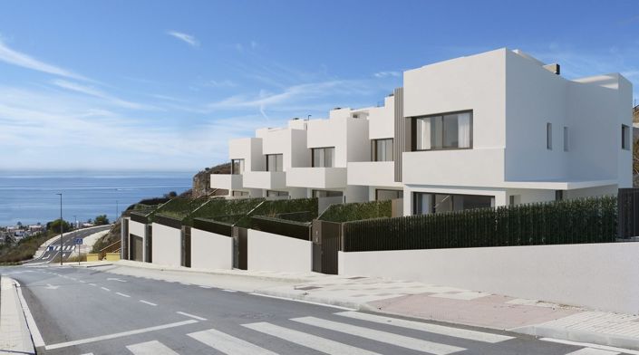 Image No.5-4 Bed House/Villa for sale