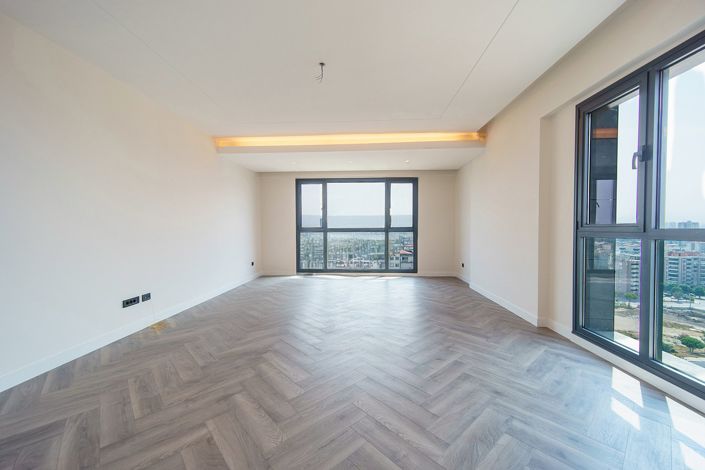 Image No.13-4 Bed Apartment for sale