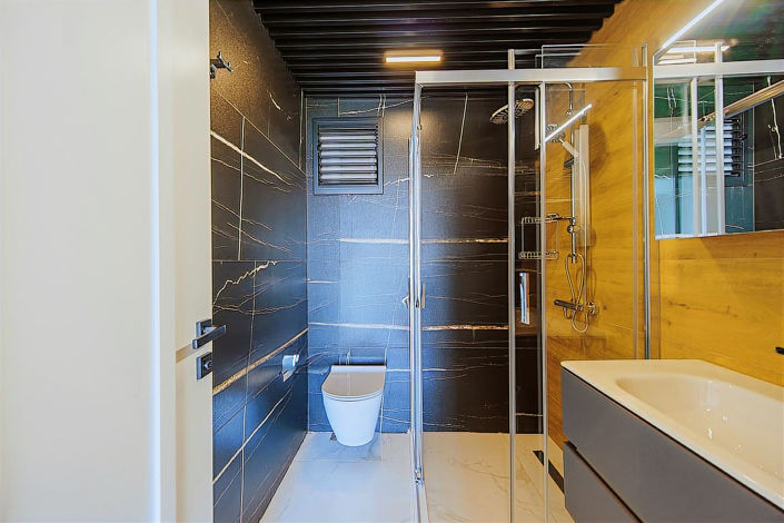 Image No.16-4 Bed Apartment for sale