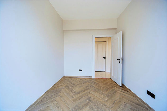 Image No.21-4 Bed Apartment for sale