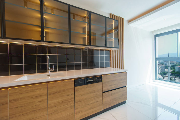 Image No.24-4 Bed Apartment for sale