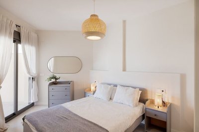 Interior 8