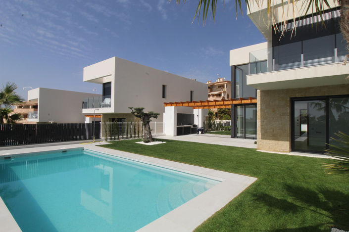 Image No.2-3 Bed House/Villa for sale