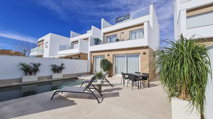 Image No.1-3 Bed House/Villa for sale