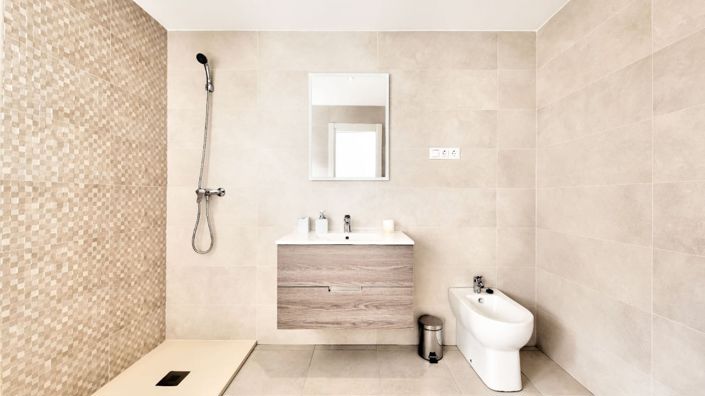 Image No.16-3 Bed Apartment for sale