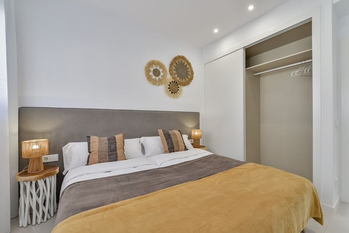 Image No.45-3 Bed Apartment for sale