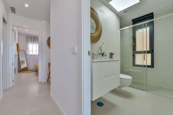 Image No.48-3 Bed Apartment for sale