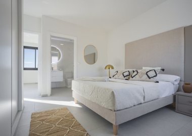 Interior 6