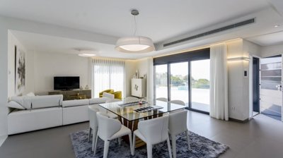 Interior 5
