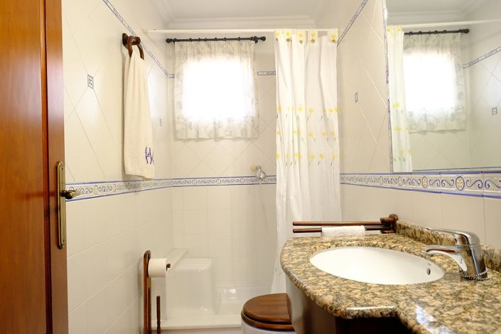 Image No.46-5 Bed House/Villa for sale